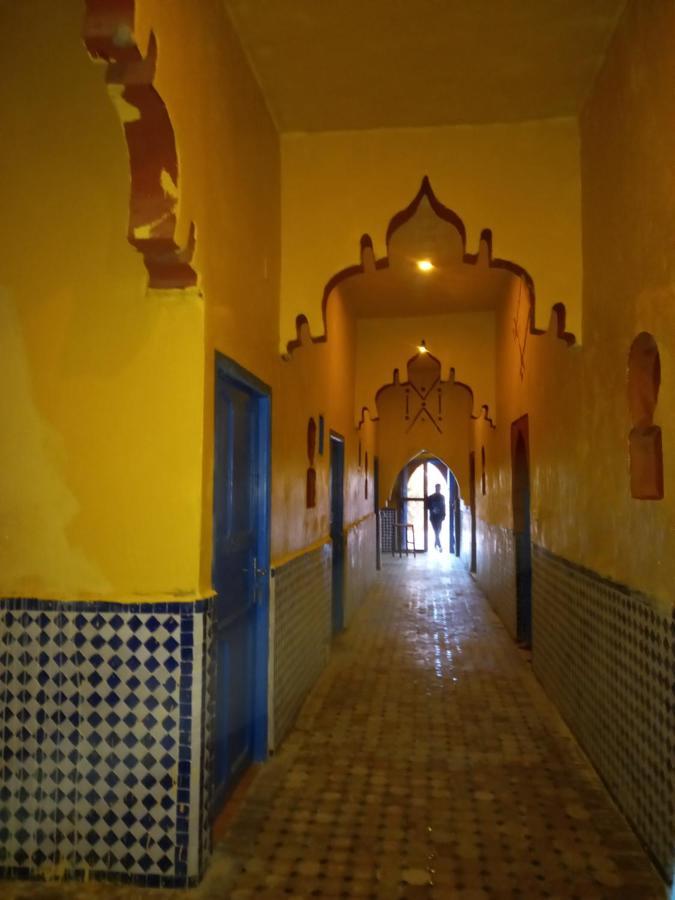 Riad Gnaoua Khamlia Мерзуга Экстерьер фото