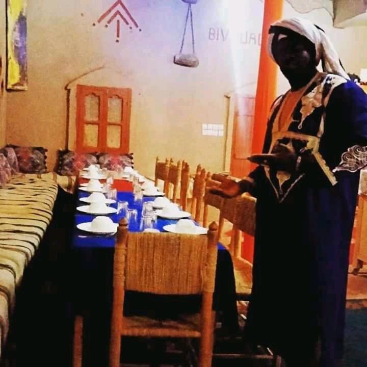 Riad Gnaoua Khamlia Мерзуга Экстерьер фото
