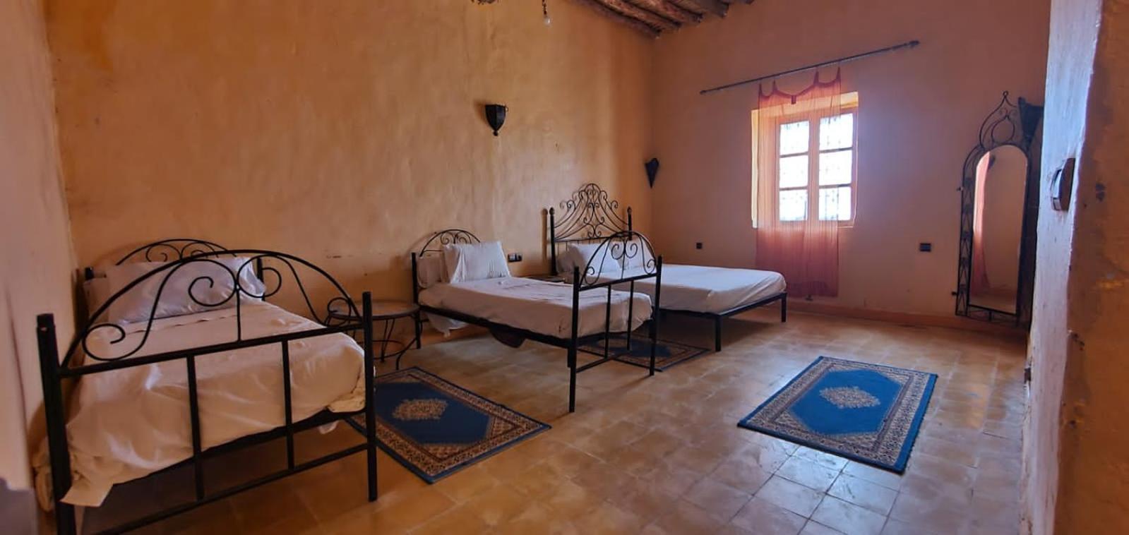 Riad Gnaoua Khamlia Мерзуга Экстерьер фото