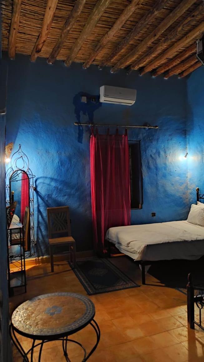 Riad Gnaoua Khamlia Мерзуга Экстерьер фото